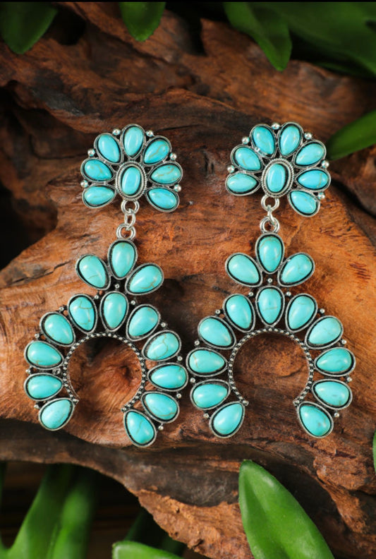 Turquoise Beaded Earring